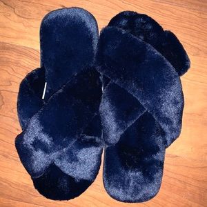 GAP Fuzzy Slippers/Sandals